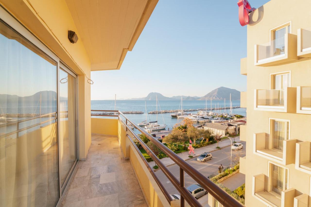 Sea Front Luxury Apartment Pátra Kültér fotó